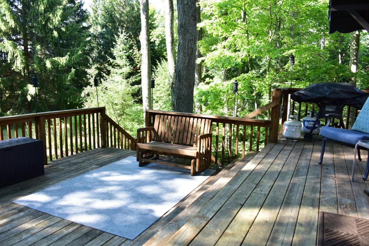 Quiet And Comfy 3Bed/2Bath - Chalet With Hot Tub. Cedar Εξωτερικό φωτογραφία